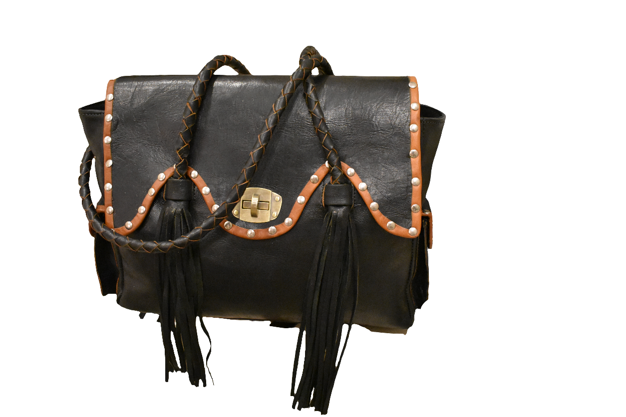 Bolso de Piel Negro con Detalles Western Chic